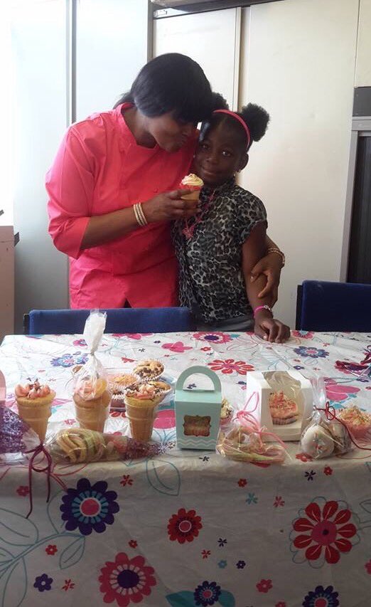 sanyaolu's tweet image. JoEllaBakingAcademy~ Baking enriches kids #weighing #measuring #FollowingInstruction #ImprovingOnTheirMotorSkills