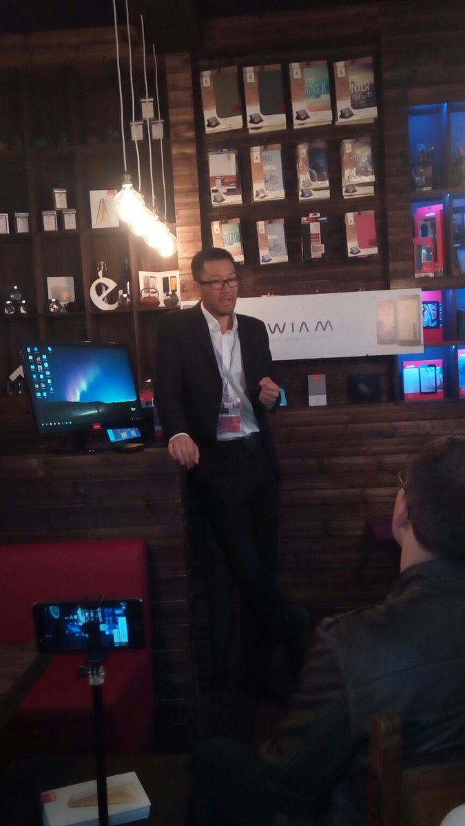 WolderElectro's tweet photo. #DavidKo cofounder of @RemixGlobal os introducing #Remix #great un #mwc16 https://t.co/frXZZkTmRt