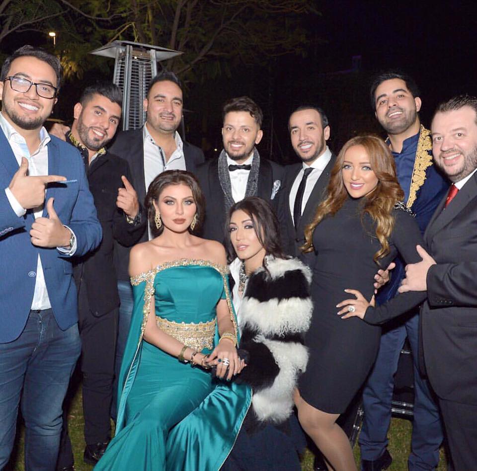 .<a href="/AmmorHatim/">Hatim Ammor</a>, <a href="/jamilaelbadaoui/">Jamila جميلة البداوي</a> et <a href="/AsmaLmnawar/">#أسما_لمنور</a> ont représenté le Maroc fla cérémonie Platinum Records !