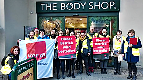 verdi_Jugend's tweet photo. .@TheBodyShop möchte "inspirieren" – mit diesem #Dumpinglohn?! Auf die Barrikaden, Leute! https://t.co/eI5kjInoz0 https://t.co/d8AOZ3Bd6C