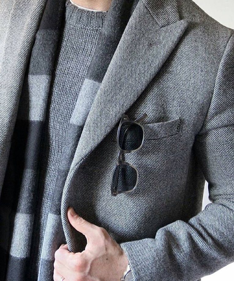 memvers_'s tweet image. Grays the best 
Send us ur style 💟
#مردانه #مرد_روز #menfashion  #menswear #fashion #fashionformen #styleformen #st…