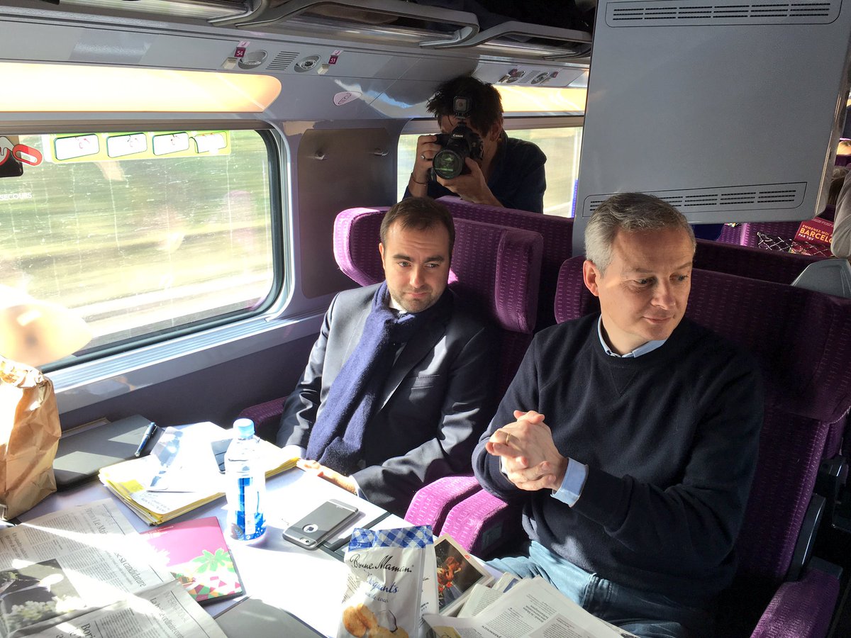 AvecBLM's tweet photo. Dans le train pour Vesoul ! 🚆 #tasvouluvoirVesoul #BLMcandidat https://t.co/fak8ouCtqg