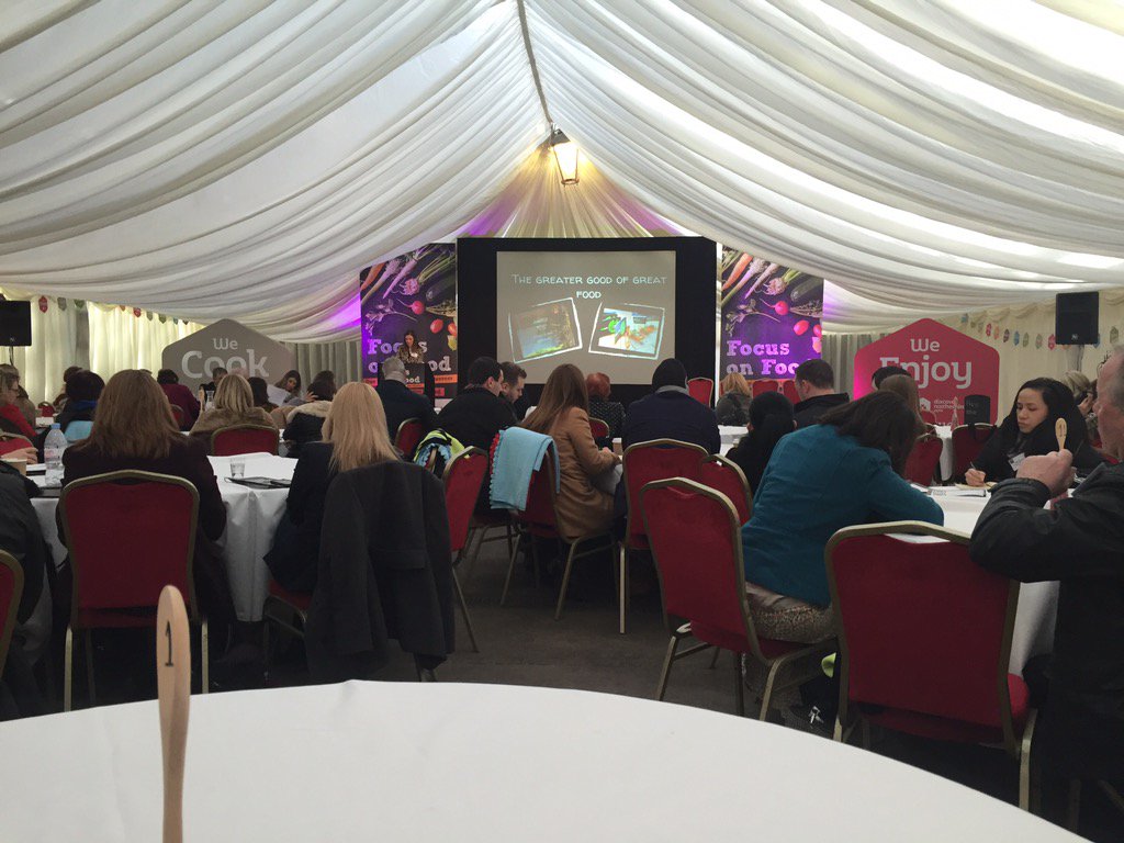 passionpreserve's tweet photo. @LynseyHollywood discusses sustainability @Belfast_Food @SlowFoodNI @JillyDougan #EnjoyNI16 https://t.co/VT9gYCWoeY