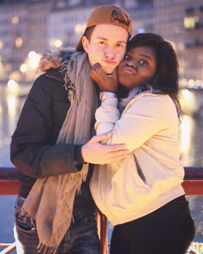 SuliGloJules's tweet photo. Jules et Gloria hier, ils ont tapé dans la cutance <3 https://t.co/gJUs7caMsX