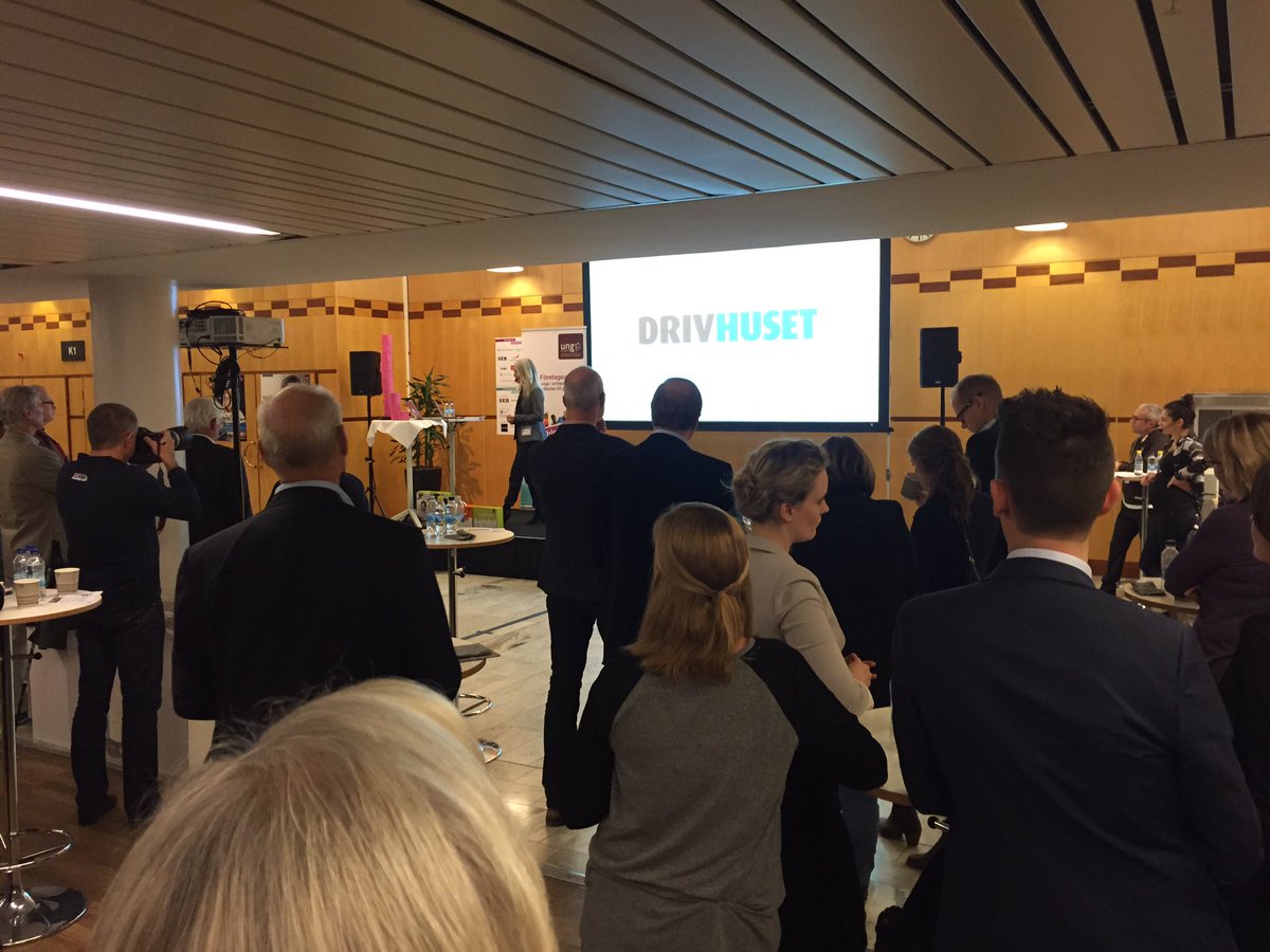 "Drivhuset stolta över att vara det naturliga steget efter UF" <a href="/DrivhusetSE/">Drivhuset Sverige</a> <a href="/UFsthlm/">UF Stockholm</a> #EPR2016