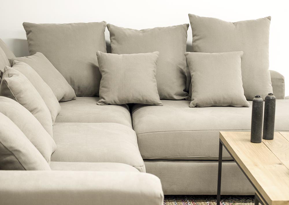 Rincones del #sofá modular.Comodidad y adaptación al espacio.Tapizado de lino  cubedeco.com #decoracion