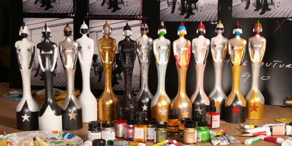 O2AcademyBris's tweet photo. Cape malfunctions, middle fingers and flying statuettes... 15 Great Things About the #BRITs https://t.co/pBAonJWvMV https://t.co/X42b03qwCq