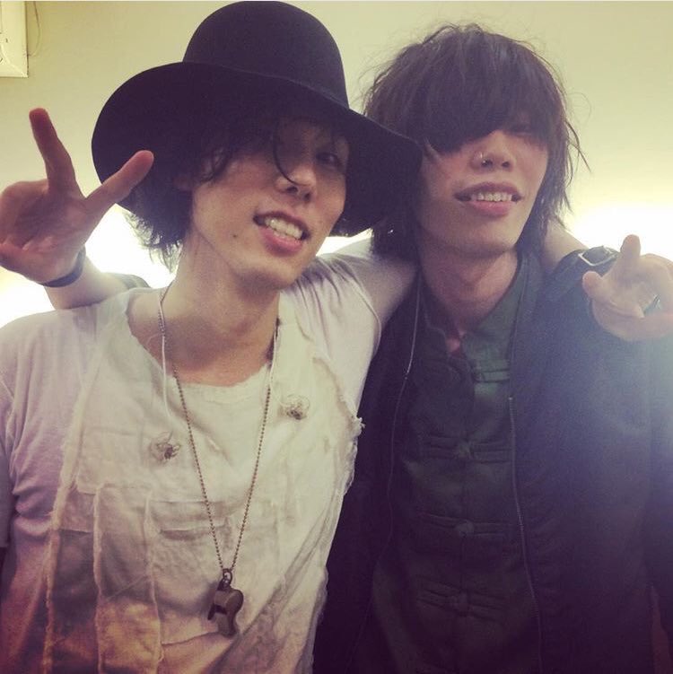 Yushinronja's tweet photo. #突然の洋次郎＆米津玄師でどこまで伸びるか https://t.co/5dNYwlYHE9