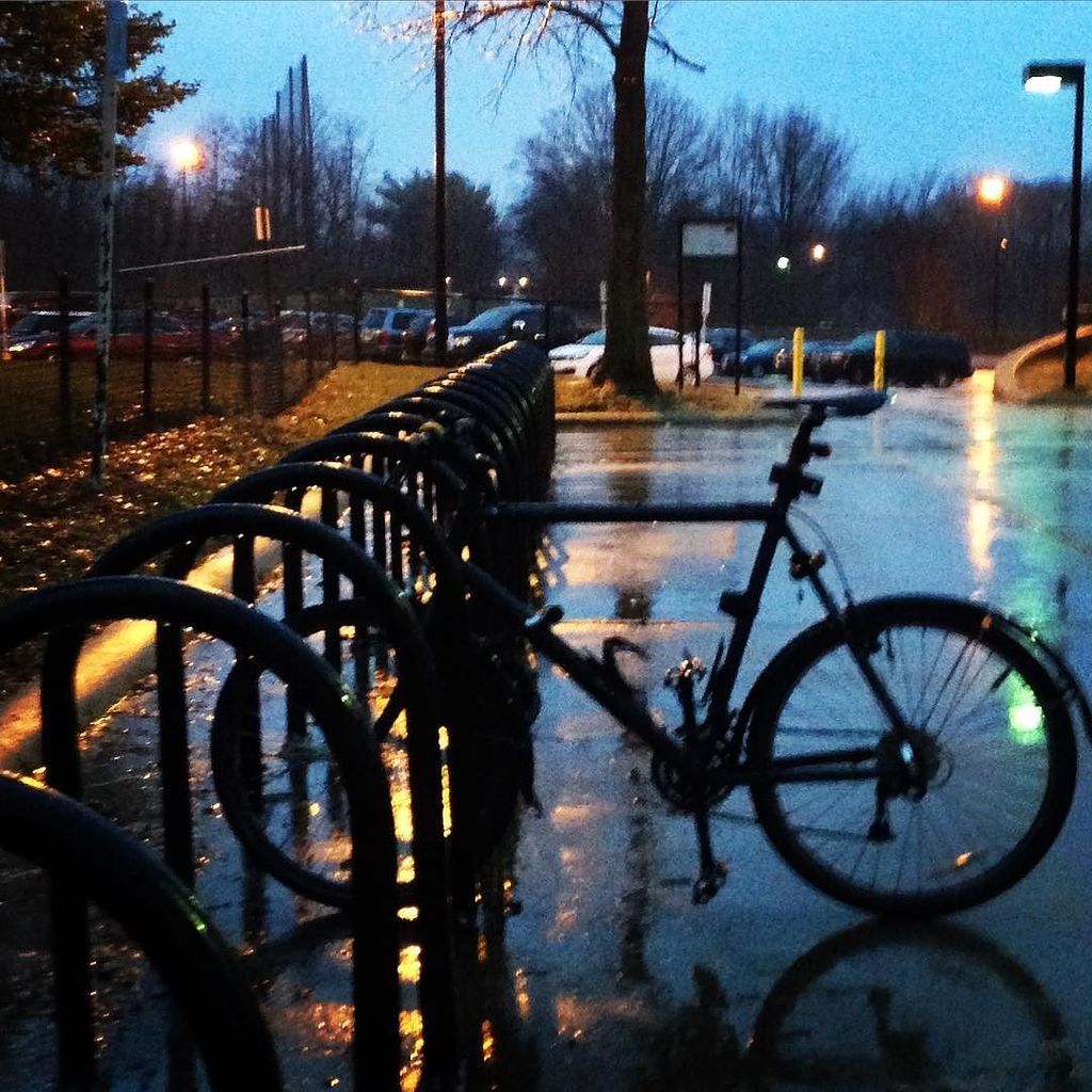 americancyclo's tweet photo. #rainbike is #rainy @ridecannondale #bafs2016 https://t.co/Wri2vDskrA https://t.co/k8hNMl650u