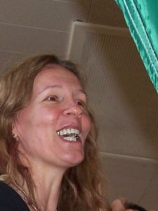 OneWorldFest's tweet photo. One World teacher: Cath McDermott teaches extend, Hoop-dancing, games, Drama &amp;Improvisation!
https://t.co/HXVSkLu3F4 https://t.co/99j0qdaY5a