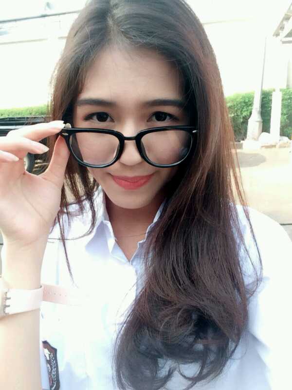 Ve_Arsenal48's tweet photo. Selamat malam 😊 follow.akuan mimin ya hehe yg blm follow.@velovedfitri48 :v #minfit https://t.co/NjHKOzQ9XL