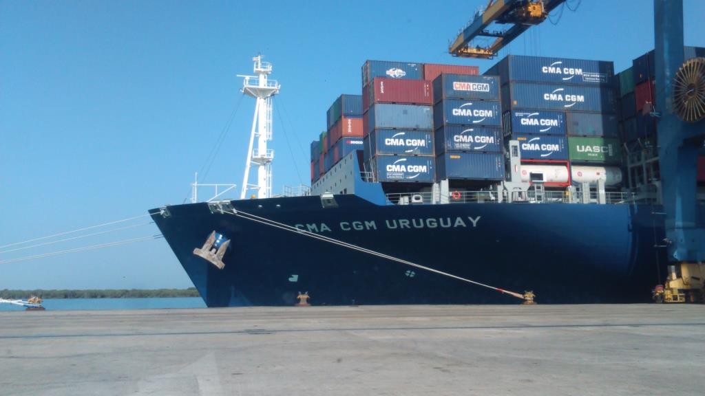 9f26fde1df9c43f's tweet image. vessel