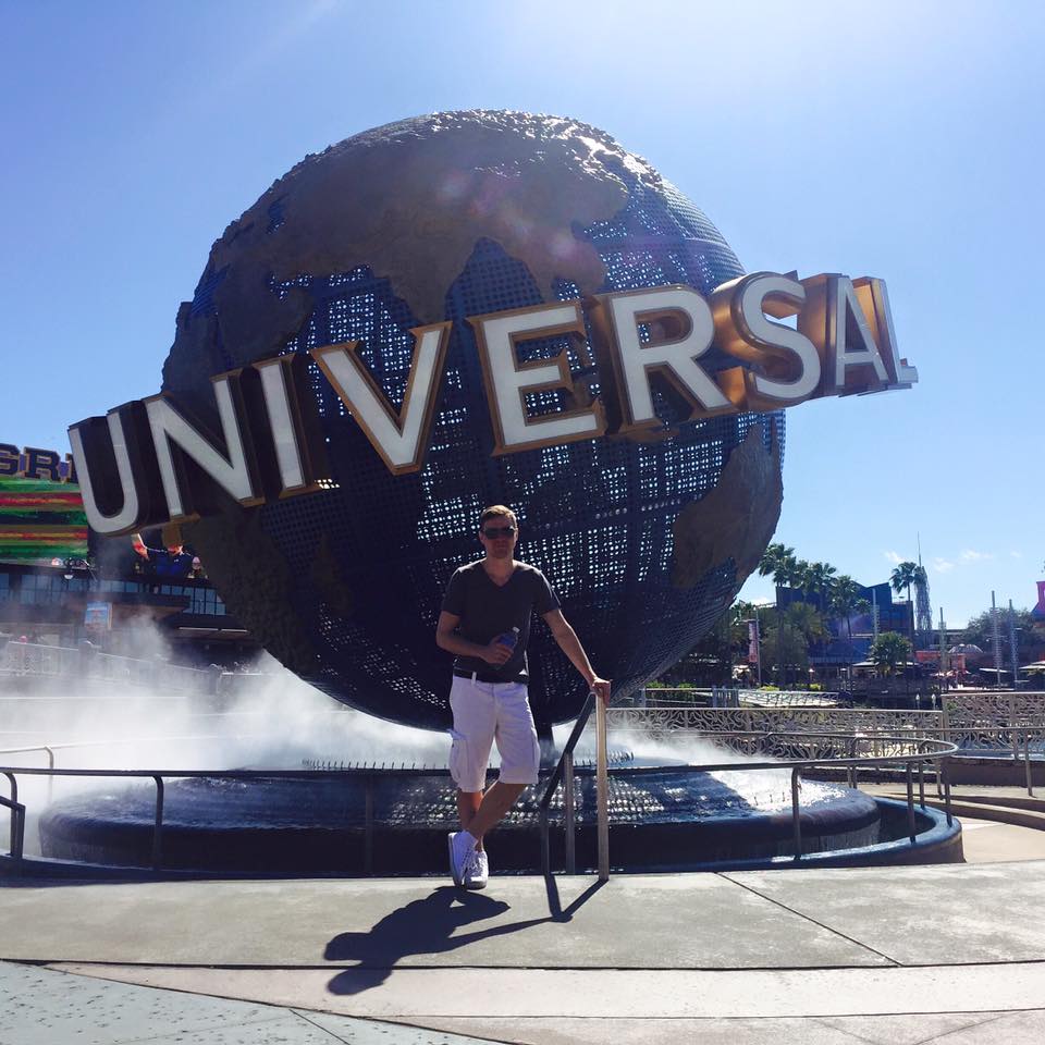 LeplandOtt's tweet photo. Ott Universal Studios Orlandos, Floridas eile https://t.co/L50W8FkPjD