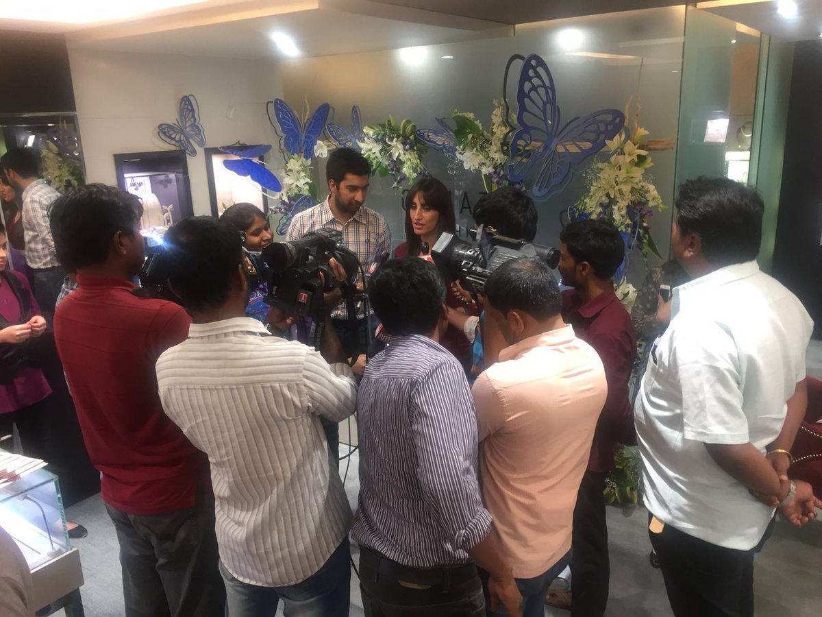 caratlane jubilee hills