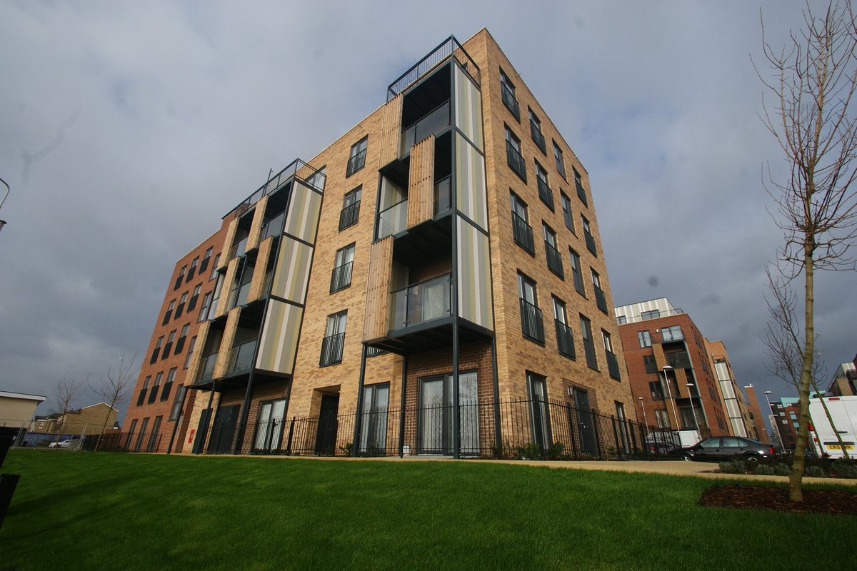 GBPESTATES's tweet image. #LETTINGS Arc Court #Romford #Essex 2 Bedroom 2 Bathroom #Flat £1,300pcm including Parking contact us @GBPESTATES