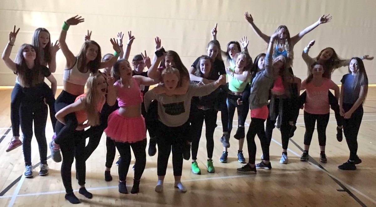 FHSPhysicalEd's tweet image. Miss Kirkbride's class doing clubbercise today in PE. #lovedit #redfaces #sameagainnextweek  ☺️👍🏼☺️