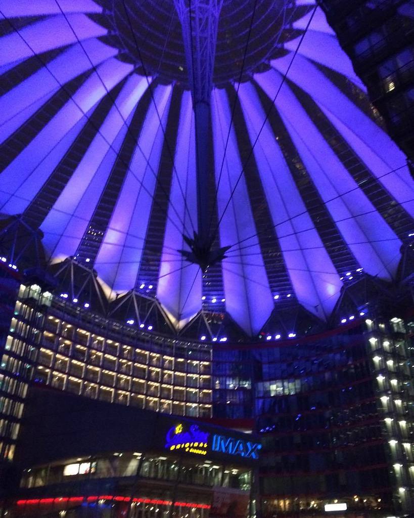 MiesiecznikFilm's tweet photo. #BerlinaleMoments #SonyCenter #CineStar #Imax #NoFilter #Berlin #signtseeing https://t.co/XUgN74vPJT https://t.co/gytcf6aLOQ