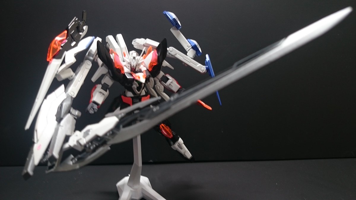 kuroki_rishima's tweet photo. ウイングガンダムゼロ鵠
できました
ネーミングまんまですが、元ネタはアレです

みかん https://t.co/ov3zMXeNNu