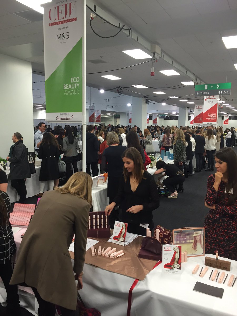 DIARYdirectory's tweet image. Lots of new launches coming and being unveiled to us tonight @CEW_UK #CEWDemo