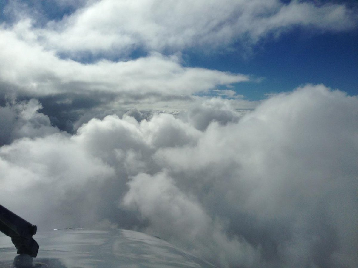 Atlaircharter's tweet photo. Headed into #Naples, sure does look better than #Atlanta right now. #lovetofly #pilotview #aviation https://t.co/XBeSuOrMrZ