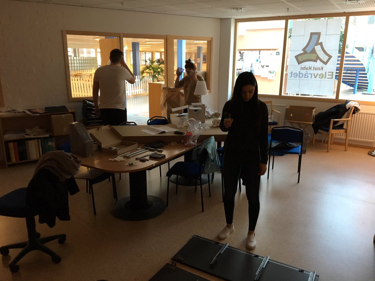 elevradknuthahn's tweet photo. Anahita tog en lång fundering över hur denna dag skulle sluta men det löste sig till slut😄👍🏼#elevradknuthahn https://t.co/RSrllT1qhU