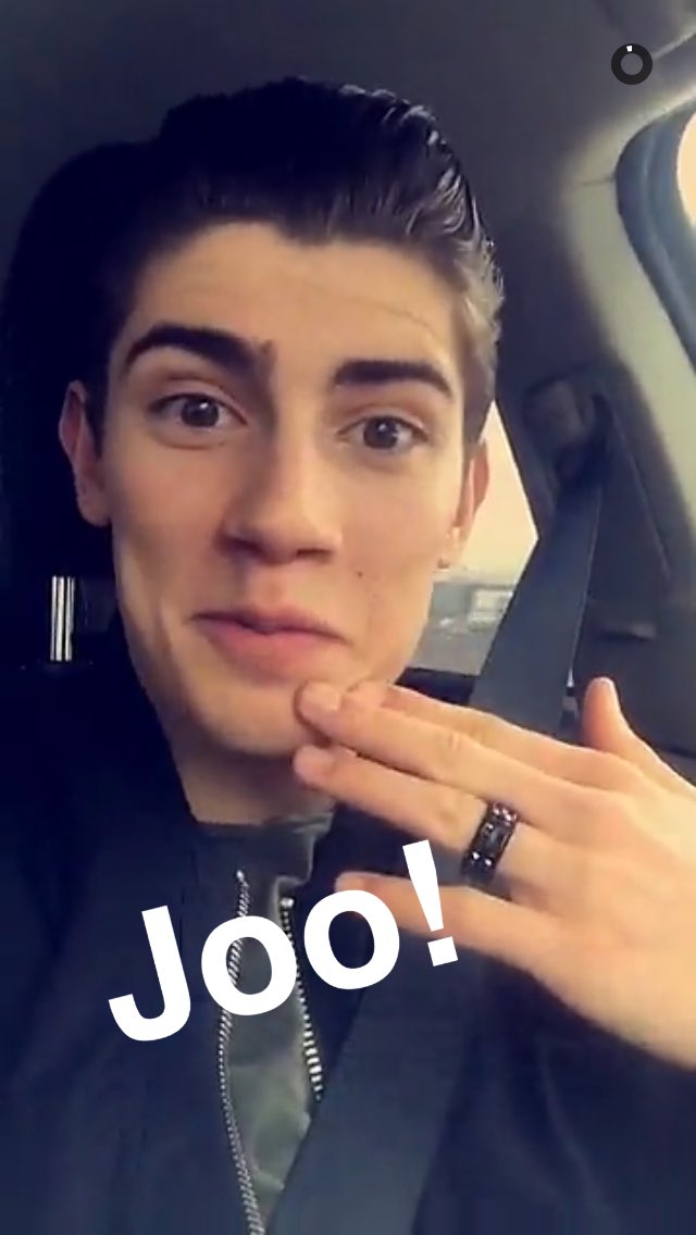 Beliebergiirl99's tweet photo. Joo!!! ๐๏ฟฝ๏ฟฝ๏ฟฝ๐ 12 days till #RobinsCircusConcert @robinpackalen https://t.co/xLCxlbMajW