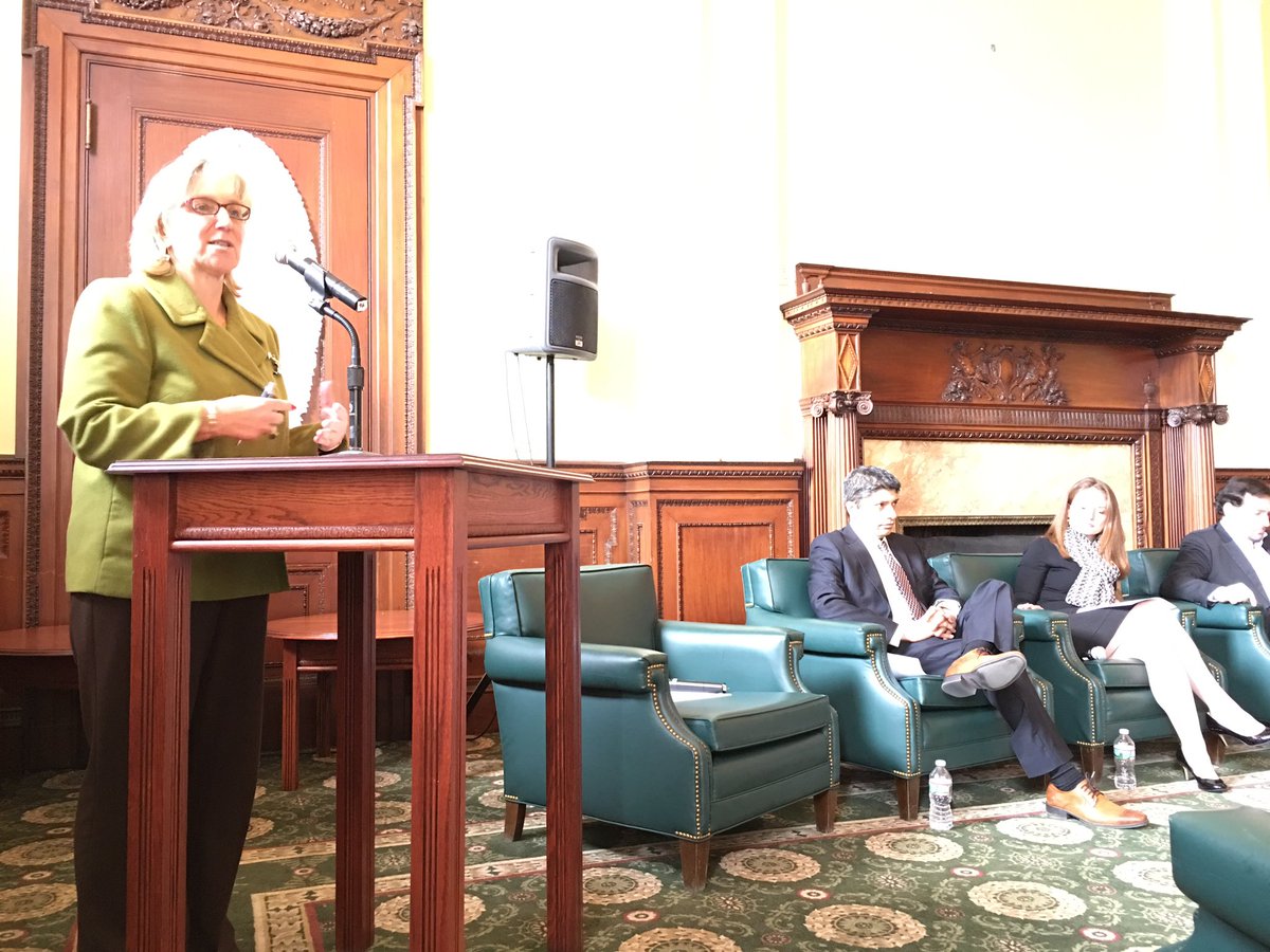 My_InnoStudio's tweet photo. Great to join @KarenSpilka & @am_ferrante kicking off another great #techhubcaucus conversation https://t.co/weBaw8ePJk