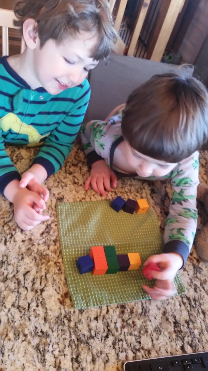 Schneidershops's tweet photo. #dayinthelife Pattern play https://t.co/eC3ml0NKB7