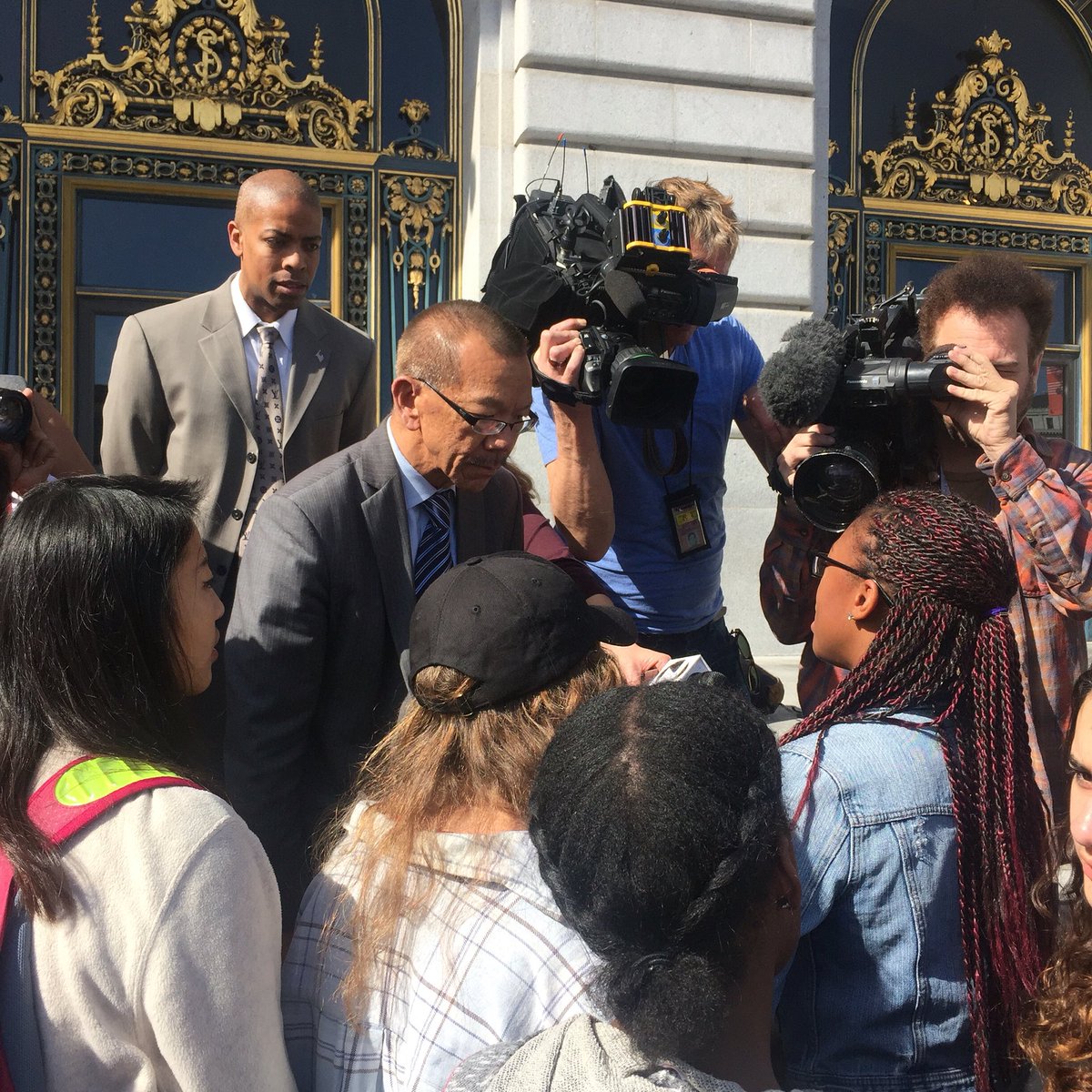 tigerbeat's tweet photo. Lowell students who walked out met by @PaulHendersonSF @NormanYeeSF City Hall #BlackMindsMatter #BHM #last3percent https://t.co/l67OYtaGk5