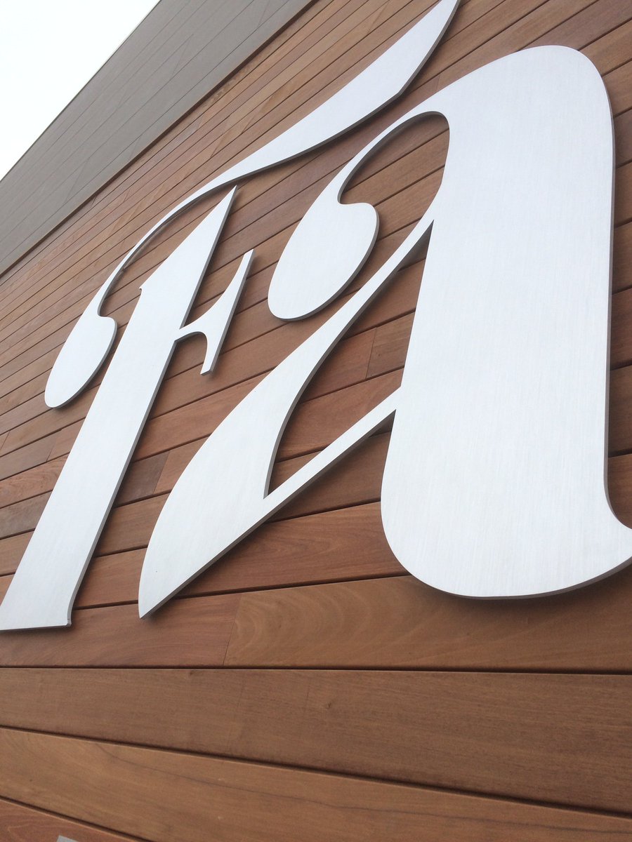 roedainc's tweet photo. We cut some #metalsubstrate with our router to create this sleek #exteriorsign for Faith Church https://t.co/dArBXfO6Om