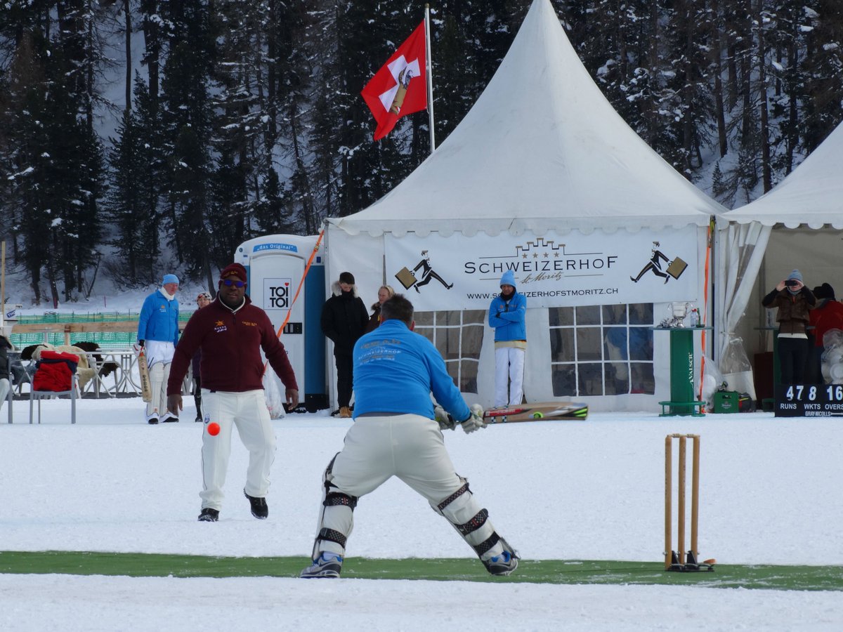 Cricket on Ice: Meet the cricketers who play in the Swiss mountains. 

bbc.in/1L8Qd5f