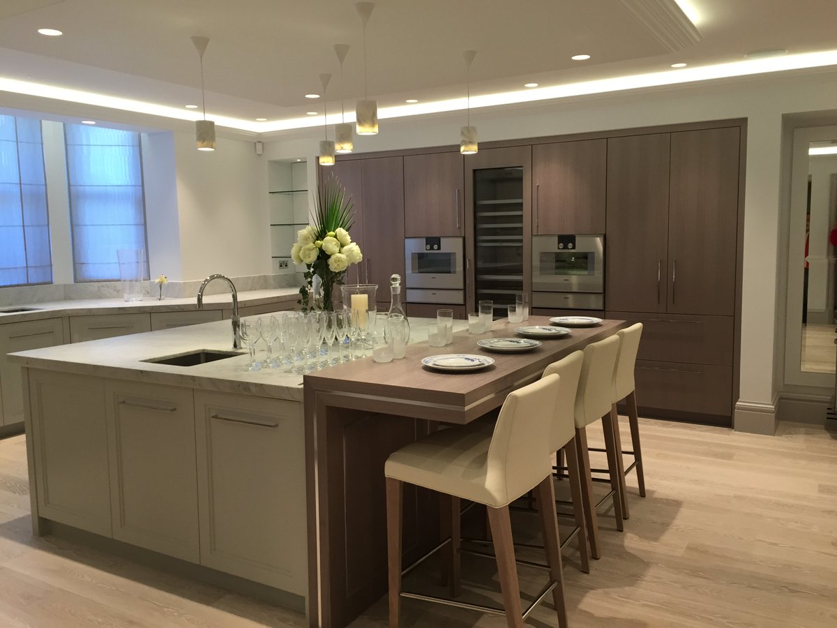 SparklingSW10's tweet photo. We Specialise in #EndofBuilders Cleans - KHN Design - Tregunter Road Chelsea London Sw10 https://t.co/jVBR0e7ozF