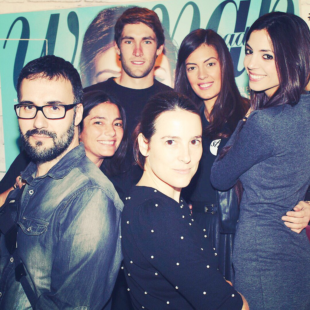pix_es's tweet photo. πΈ Equipo #womanMBFWM β‘οΈ Gracias a todos los que os habeis pasado por el stand de @RevistaWoman #MBFWM2016 https://t.co/qbEPfHC61u