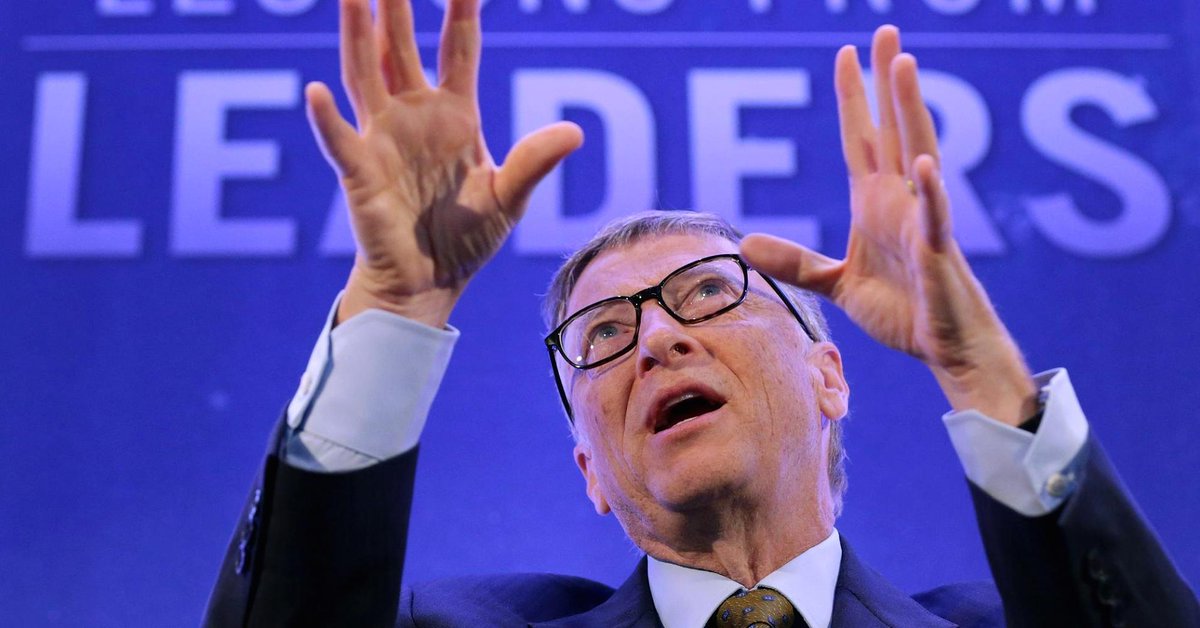 CNBC's tweet photo. Why Bill Gates is breaking with his industry and siding with the FBI in iPhone hack request https://t.co/XjOi3HSyA6 https://t.co/Hy0YJmsb8v