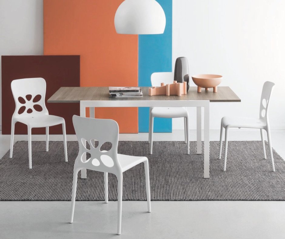 MobArisHome's tweet photo. Molto più di una comune #sedia in plastica, un esempio di eleganza moderna e versatile: https://t.co/ElDTyFv43P https://t.co/lKCm4Ic74v