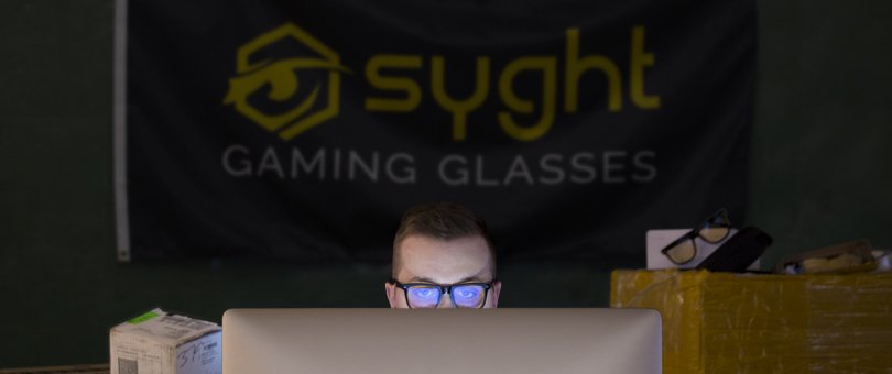 Shopify's tweet image. How I Imported Gaming Glasses With Alibaba and Made $2,416.51 in 5 Weeks [Giveaway] » bit.ly/1Q8RKFk
