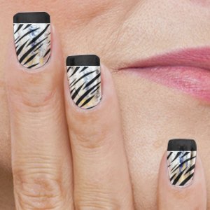 nailartrtk's tweet photo. Silver with Black Stripes Nail Art Design #naildesign https://t.co/TlOMHWiF9V
