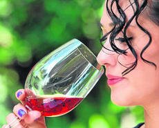 ortisansol's tweet photo. Ocho claves para saber si un vino es de buena calidad https://t.co/N0UERoGF0f #bodegas https://t.co/rddTMDWKnE