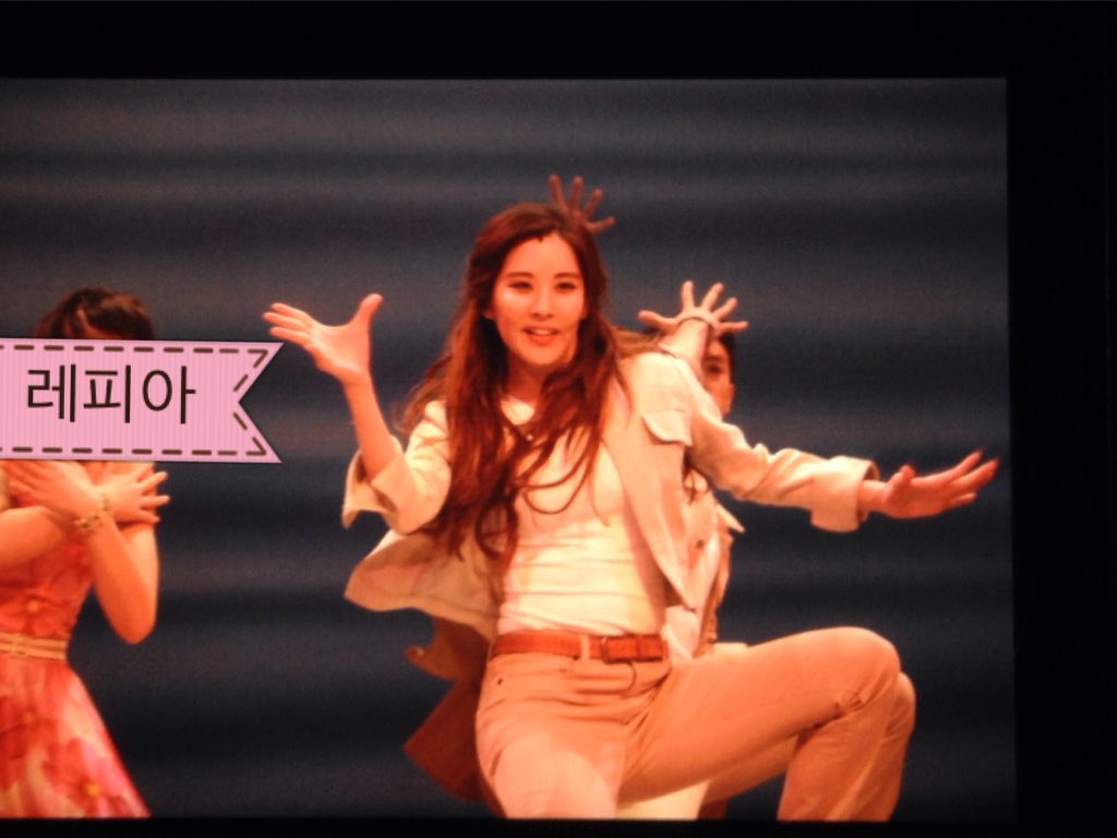 [OTHER][08-12-2015]SeoHyun tham dự vở nhạc kịch mới mang tên "Mamma Mia!" - Page 2 Cb6H1h-UAAAYpvx