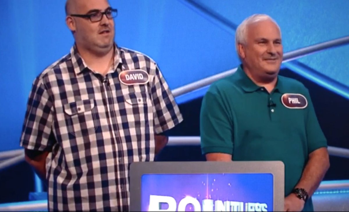 WalesRugby's tweet photo. Have you seen these two Cardiff  rugby lads avoid narrow embarrassment on Pointless? 

https://t.co/poCxxbeAxK https://t.co/6UdhDfxffL