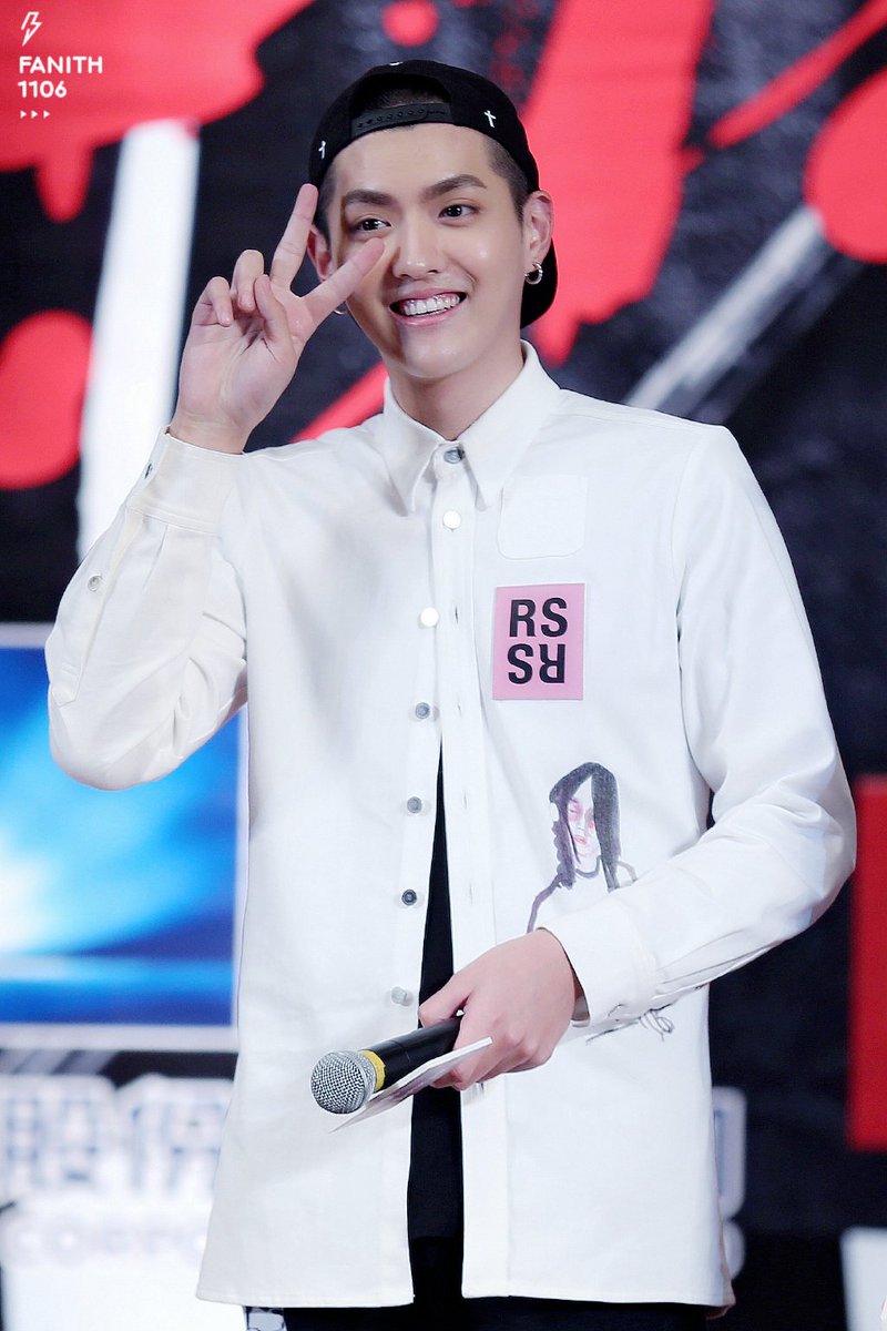 pkk_fan's tweet photo. แบ๊วกว่านี้ก็คิตตี้แล้วล่ะ
น่ารักอะไรเบอร์นั้น😄😄
#KrisWu #WuYiFan https://t.co/kttYgkmFUh