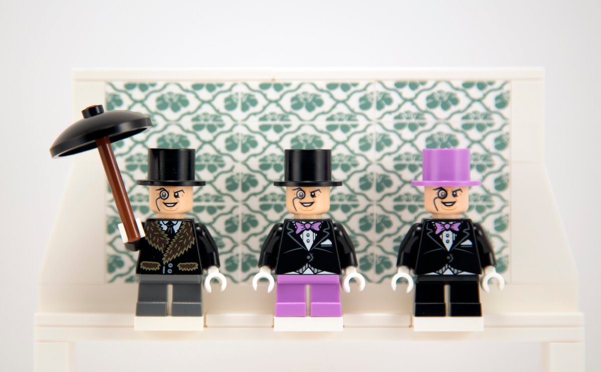 TheToyTemple's tweet image. #LEGO Batman old vs new.