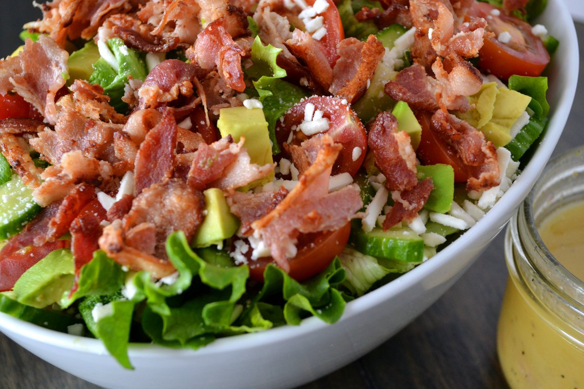 IOP_Blog's tweet image. A great sandwich turned into an even better salad! B.L.T. Salad itsourpleasure.ca/?p=664