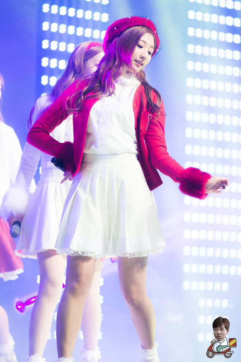 부우웅 털커덕 끽!
세상에.....세상 사람들....
우리 막내 분위기 좀 보세여ㅠㅠㅠㅠ
진짜 비너스 현신 아니냐ㅠㅠ
i.imgur.com/LuZQRX1.jpg
i.imgur.com/oZSulHj.jpg