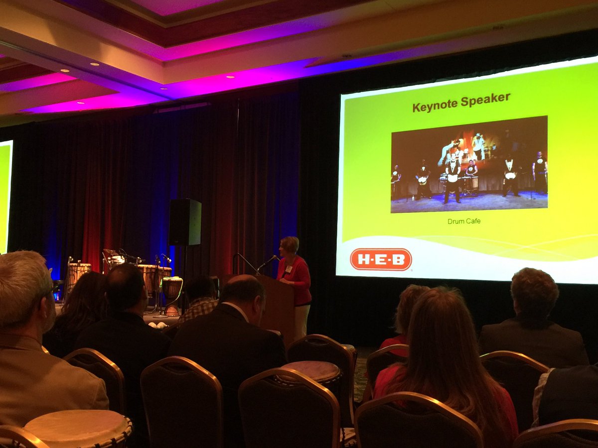 JulieThannum's tweet image. More than 650 #schoolpr professionals gather to sharpen their skills @tspra #TSPRA16 #PRFit @NSPRA