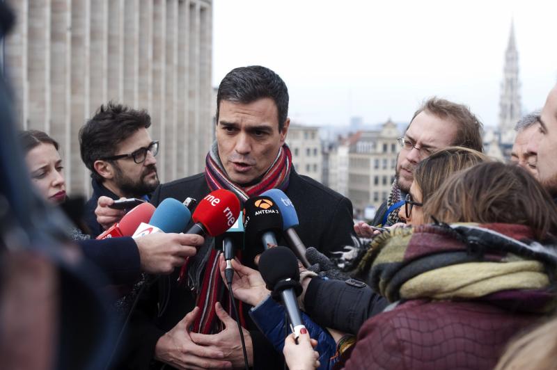 DiarioSUR's tweet photo. #ÚLTIMAHORA | @sanchezcastejon acepta las condiciones de @Albert_Rivera para un acuerdo. https://t.co/CAUqquoGvE https://t.co/Le9PiWYeDx