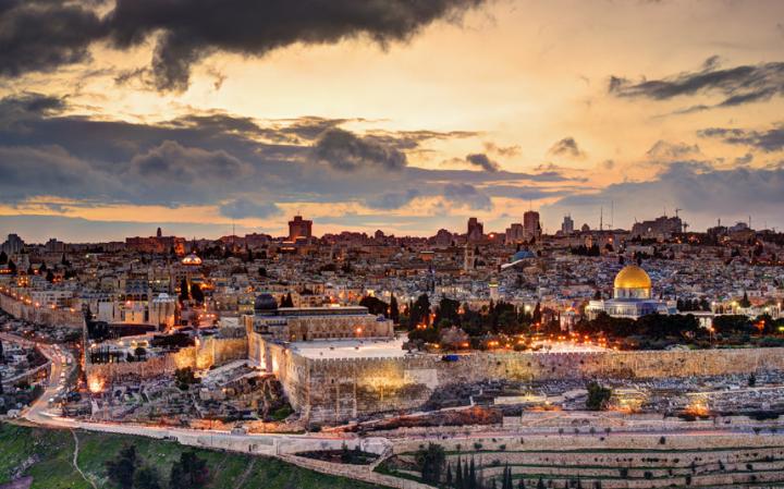 7,000-yr-old ruins found in Jerusalem - we think it's among the most beautiful cities https://t.co/nk9cm8JBrD 