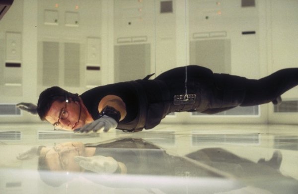 unchavalito's tweet photo. USA TOM CRUISE SPY vs SPANISH ESPÍA https://t.co/7EmZGOyoi6