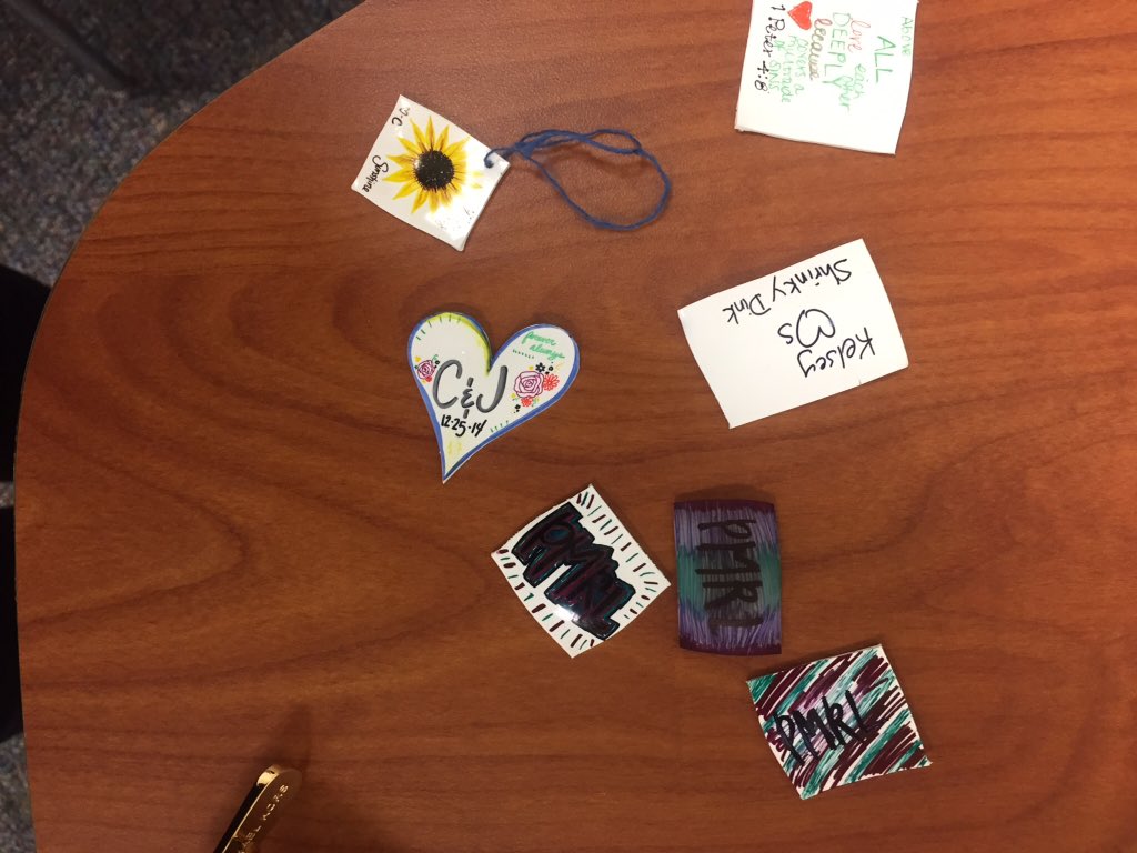 cchavprojspark's tweet photo. Shrinky Dinks were a hit with the high schoolers !! #Projectsparkuga #MakerEd #ShrinkyDinks https://t.co/LHZqpneOj0