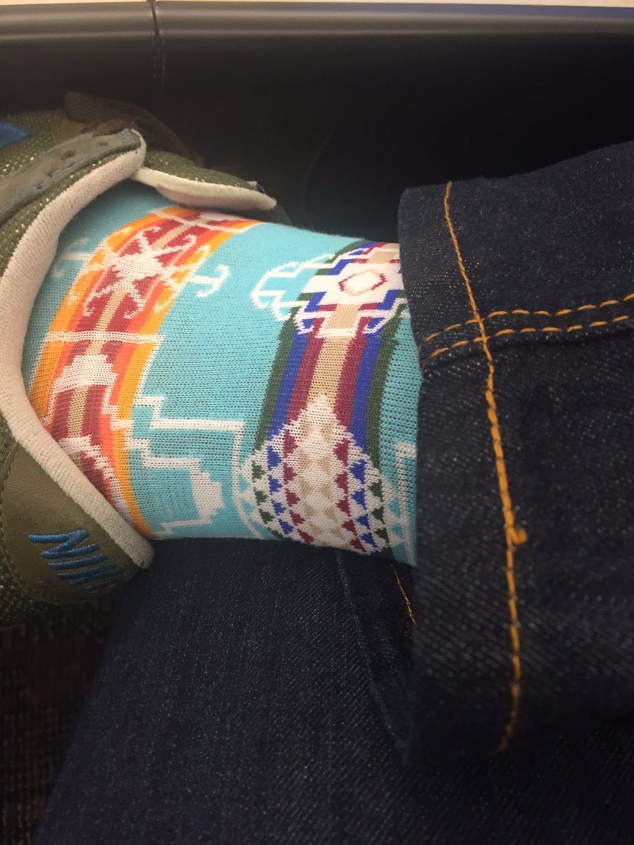 JordanCooks9's tweet image. Socks of the day. #NativeInspired